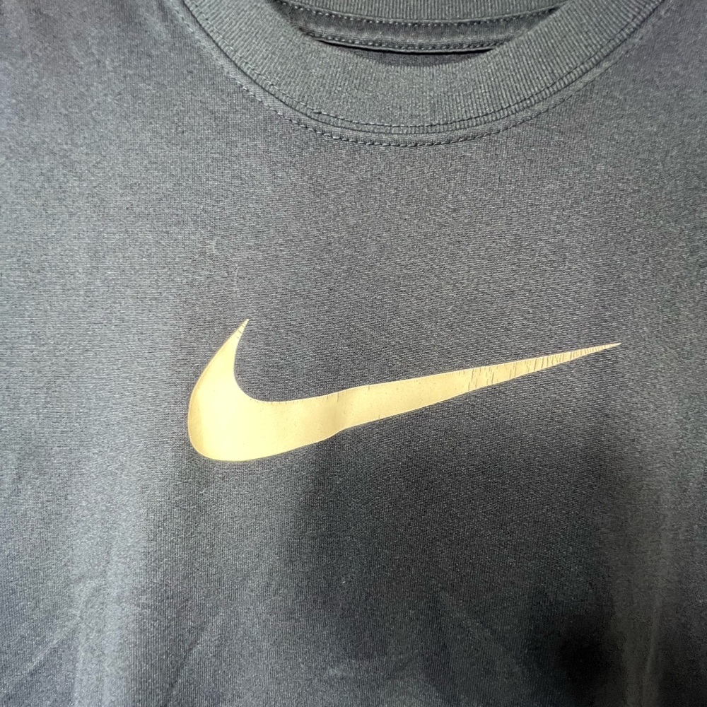Nike Women’s Medium Dri-Fit Navy Blue Nike Shirt